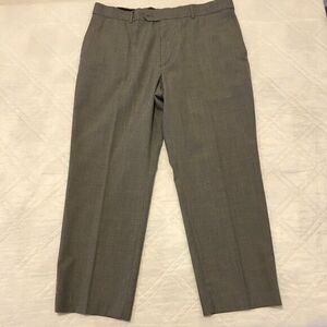 Stafford Performance classic fit‎ gray dress pants 40X29